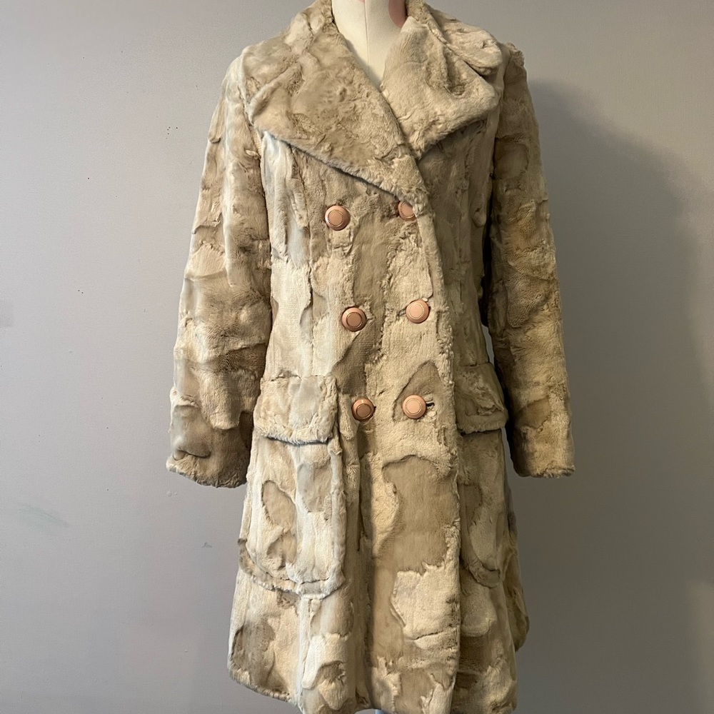 Vintage Union Labels Unite coat. Faux Fur. ILGWU